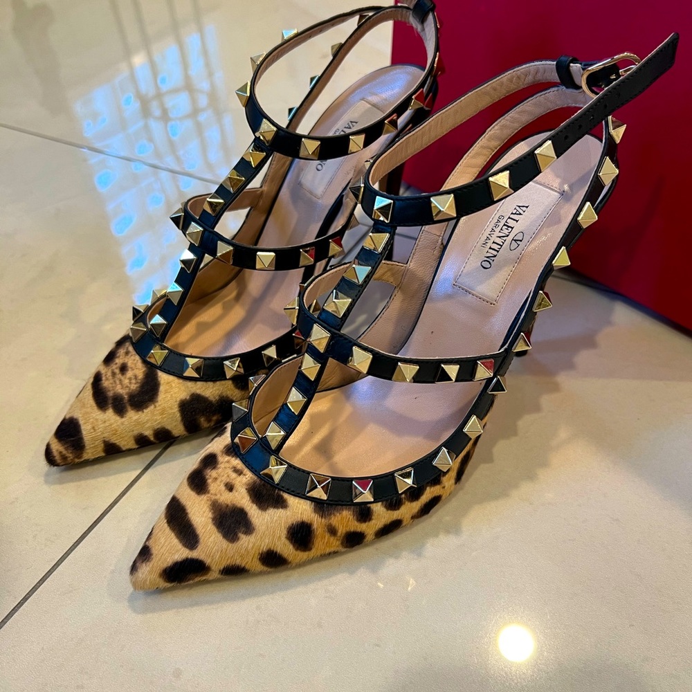 Valentino Rockstud Leopard Calf Hair Heels Pumps